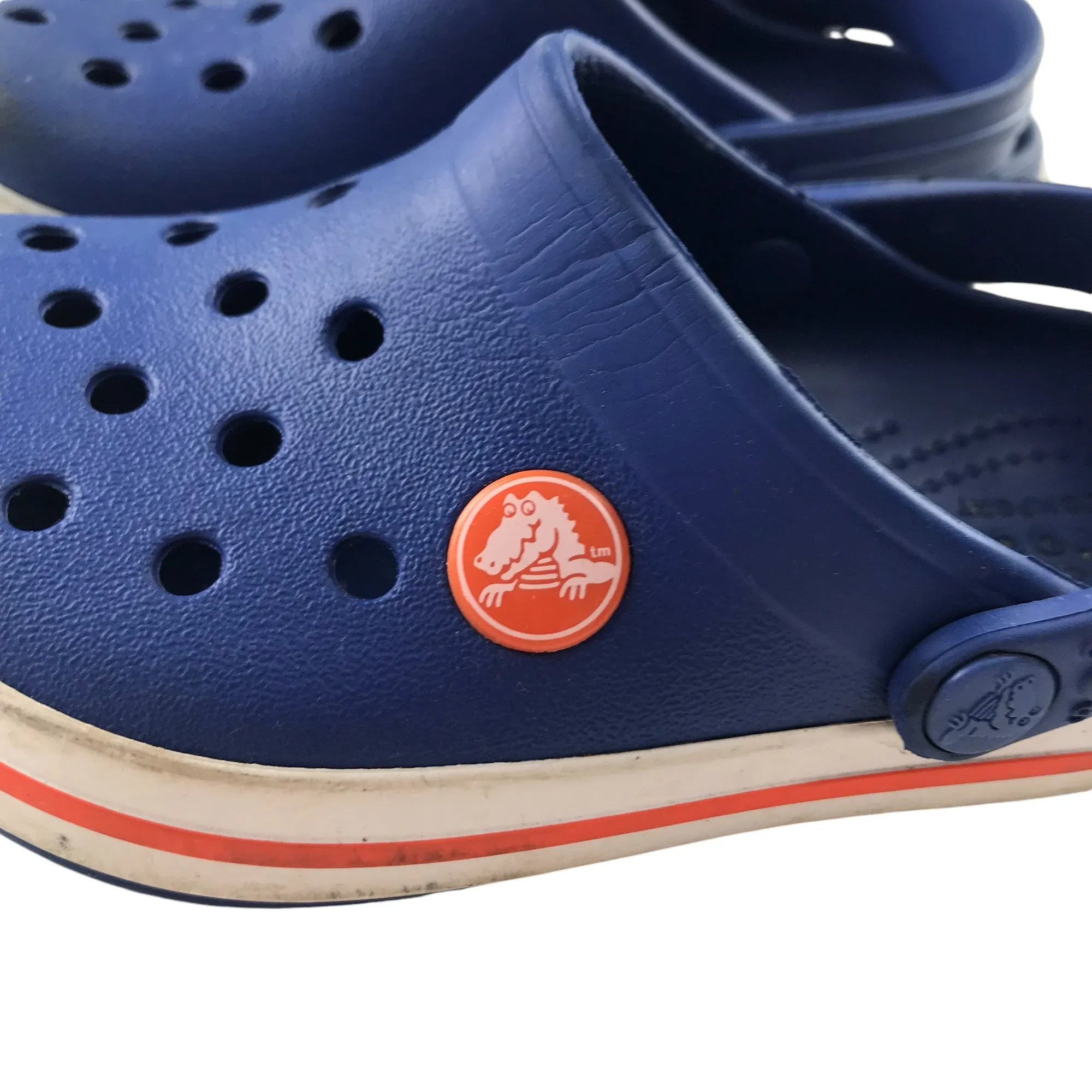 Crocs Shoe Size 9 Junior Blue with Logo and White and Red Trim Detailing