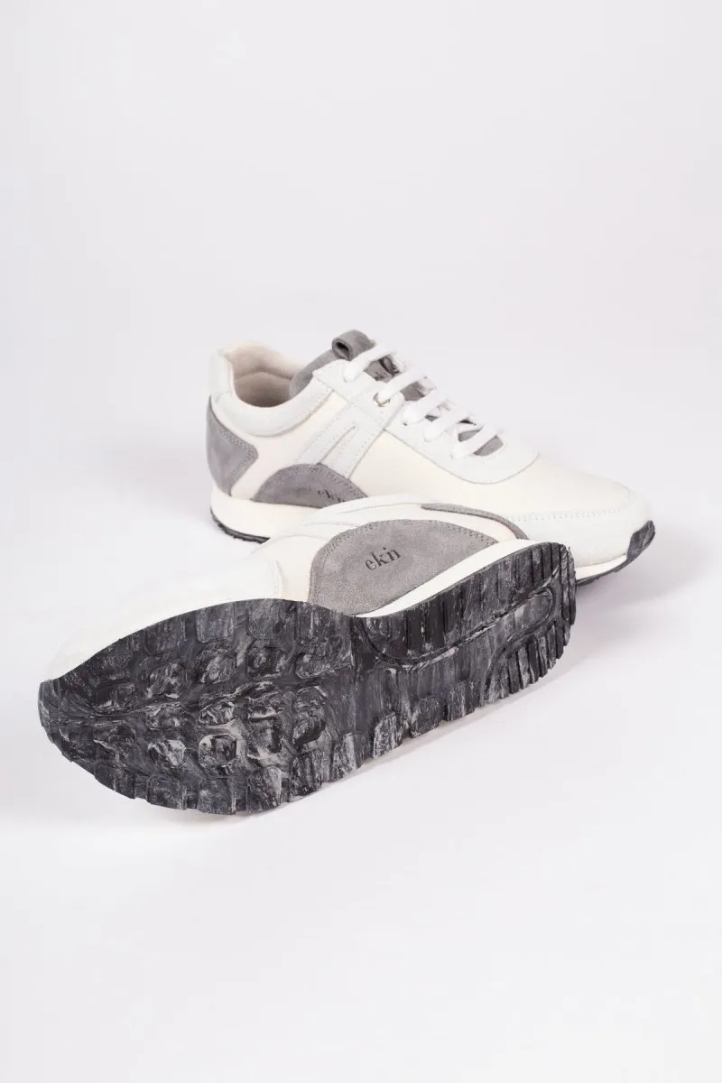 Low Seed Runner | White Suede   Canvas