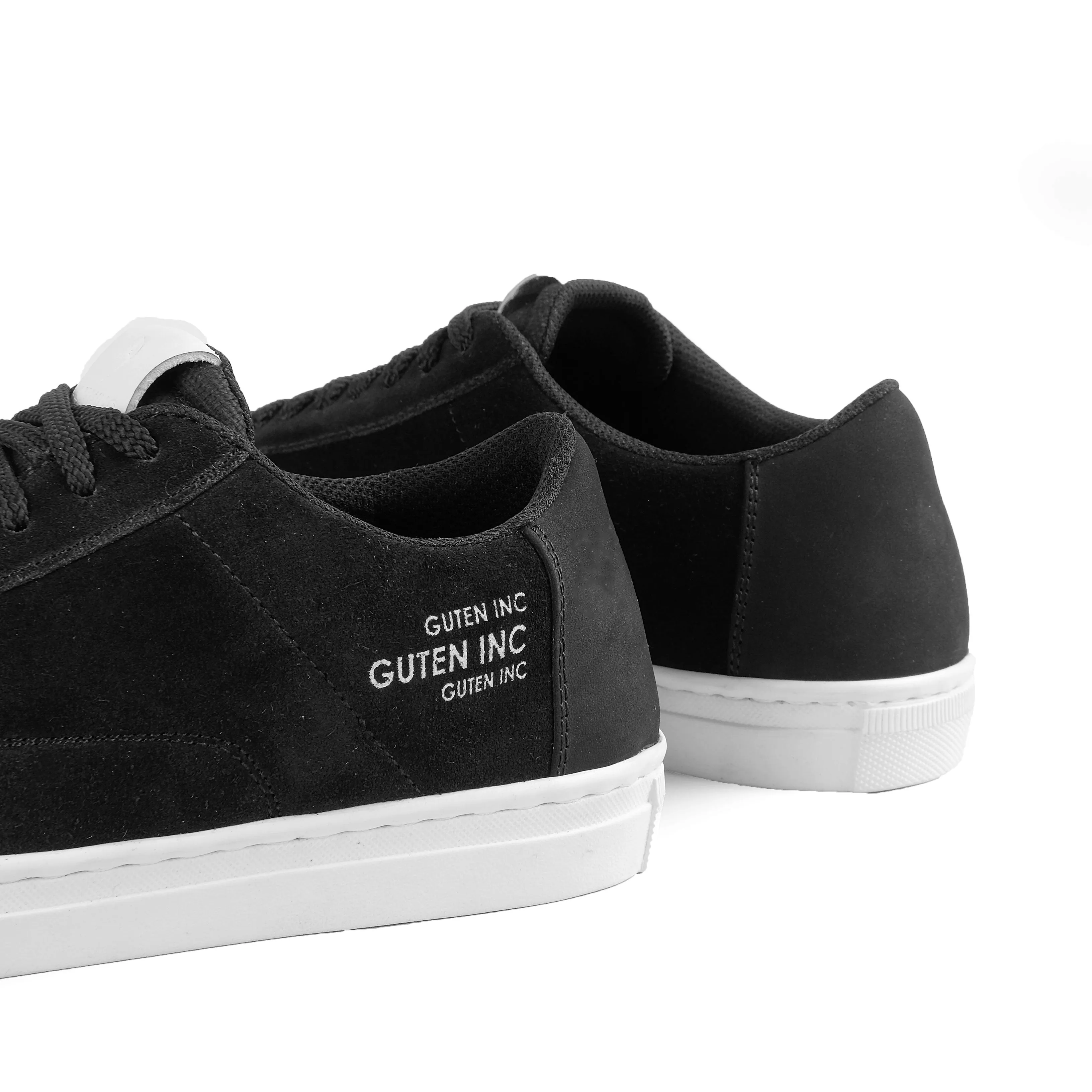 Quincy Low Black White