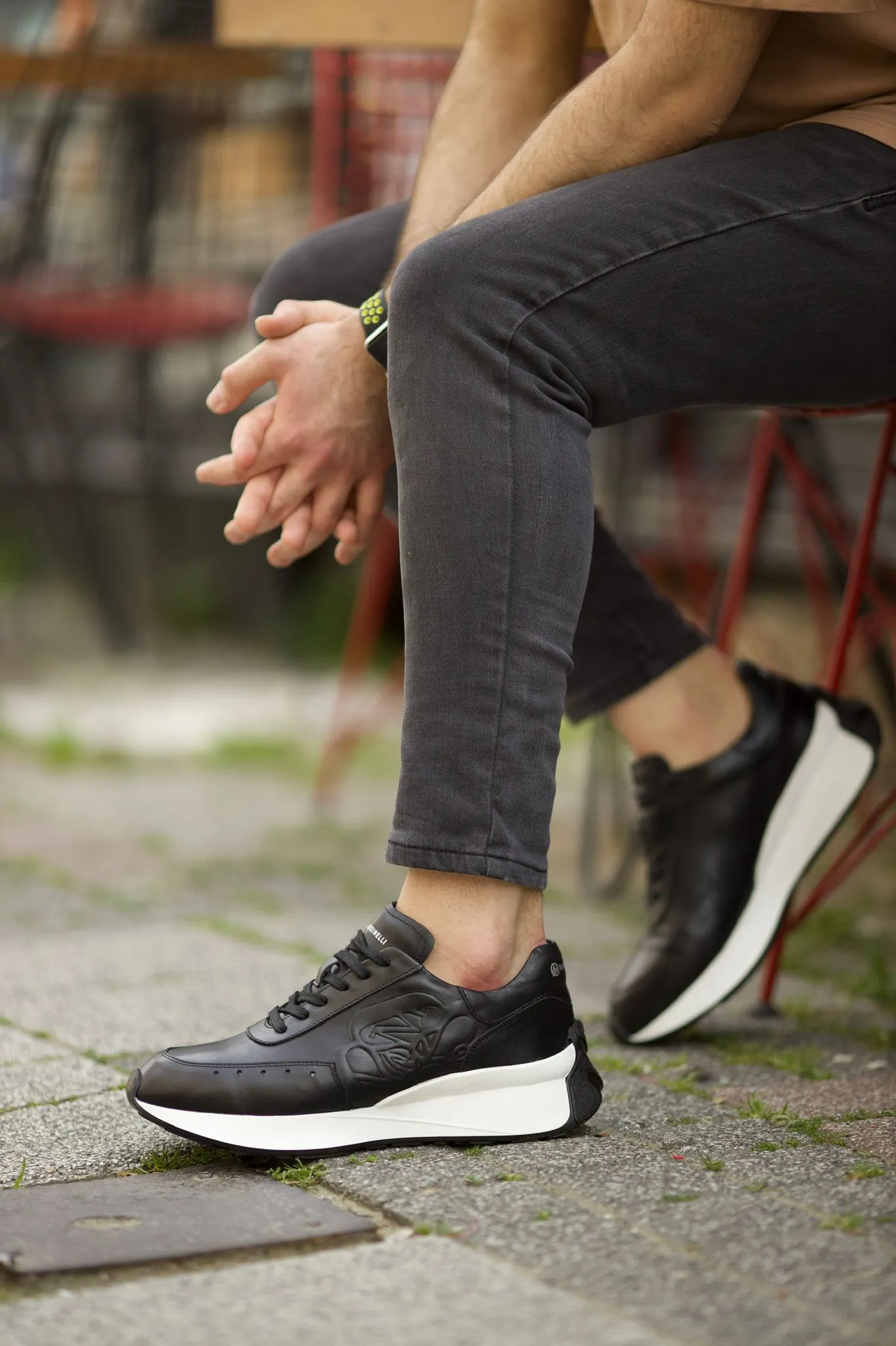 Romeo Eva Sole  Black Sneakers