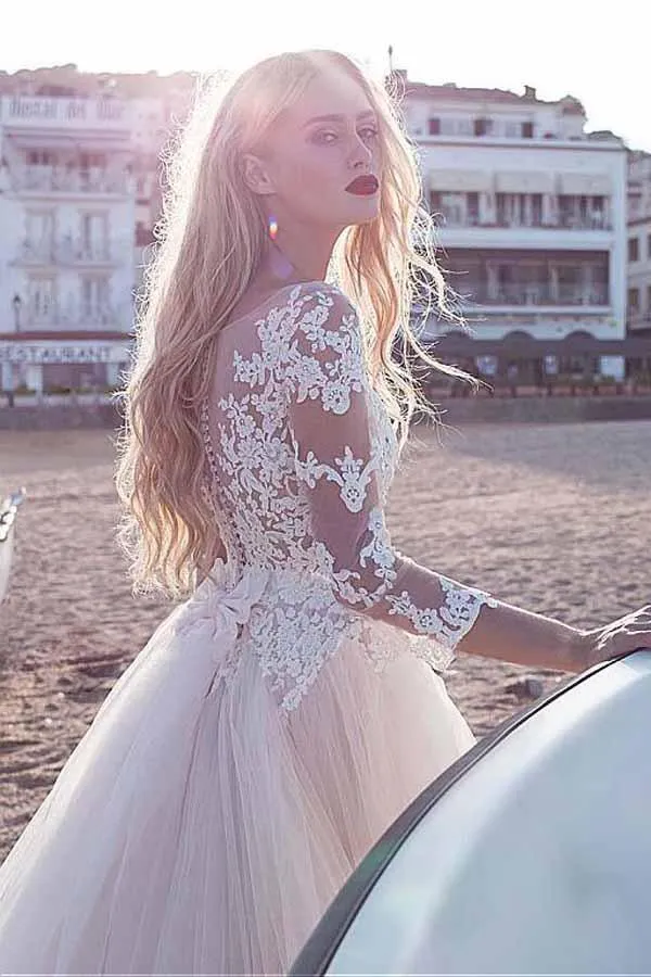 Tulle Scoop Neckline Beach Wedding Dress With Lace Appliques WD188